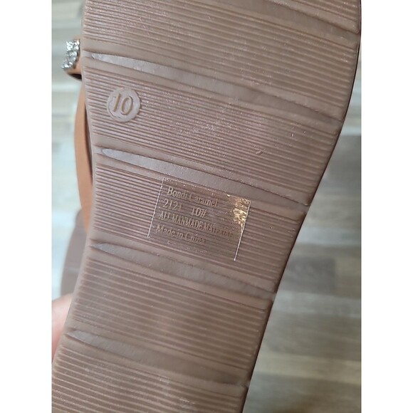 Seven7 Bondi Caramel Women's Size 10 Faux Leather Slip On Thong Sandals Flat NEW - Picture 6 of 7